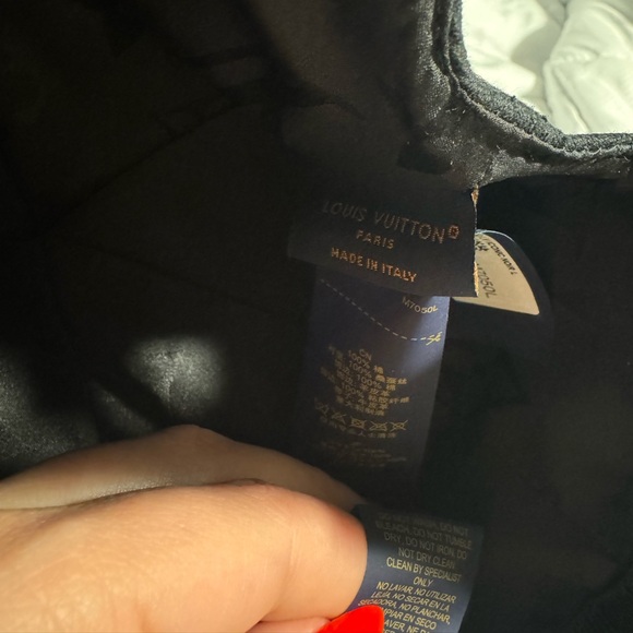 LV Iconic Cap - Picture 2 of 4